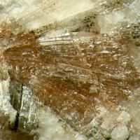 Calcioburbankite