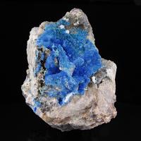 Carbonatecyanotrichite, Quartz