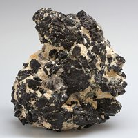 Samarskite-(Y), Albite, Quartz