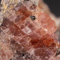 Sabinaite, Aegirine, Serandite