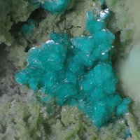 Tangdanite