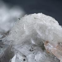 Bavenite, Titanite