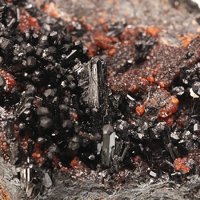 Gaudefroyite, Andradite, Hausmannite