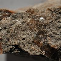 Aksaite, Halite