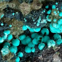 Tangdanite