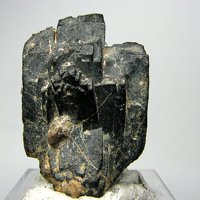 Samarskite-(Y), Cyrtolite, Mica Group