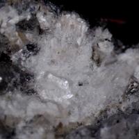 Bakhchisaraitsevite, Dolomite