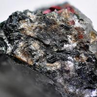 Barytolamprophyllite, Aegirine, Eudialyte