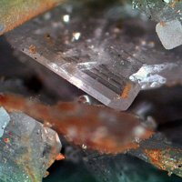 Garronite-Ca, Albite