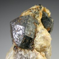 Gadolinite-(Y)