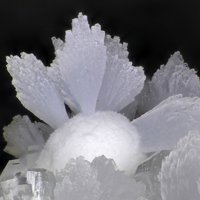 Dachiardite-Ca, Mordenite
