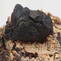 Uraninite, Cattierite