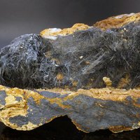 Dadsonite, Siderite