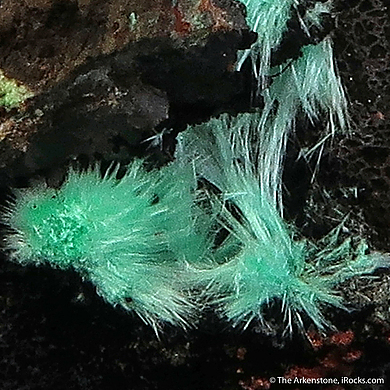 Agardite-(Nd)