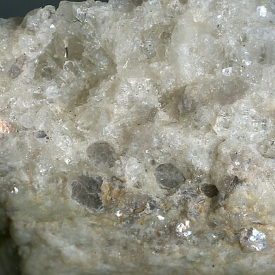 Nanpingite