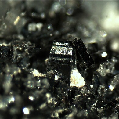 Quenselite